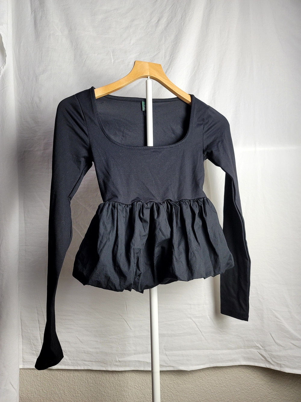 wild fable Black Long-Sleeve Peplum Scoop Neck Top